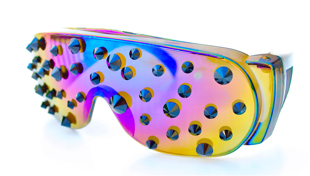 BUST MAGAZINE SPRING 2025