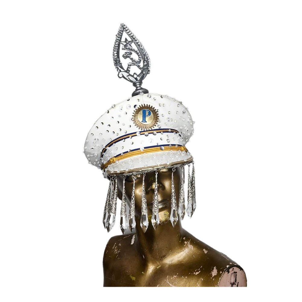 WHITE RUSSIAN OFFICER'S HAT