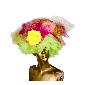 ELECTRIC HOLLY GO LIGHTLY HAT