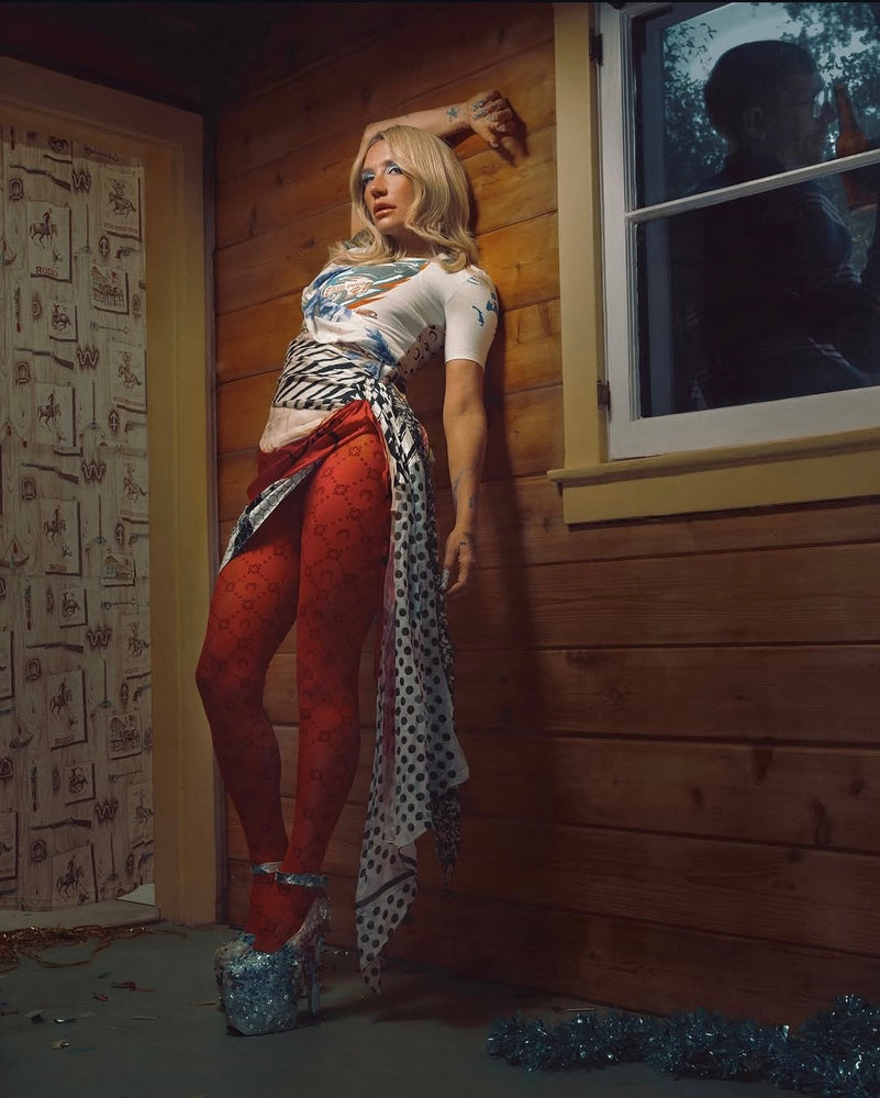 PAPER MAGAZINE APRIL 2025