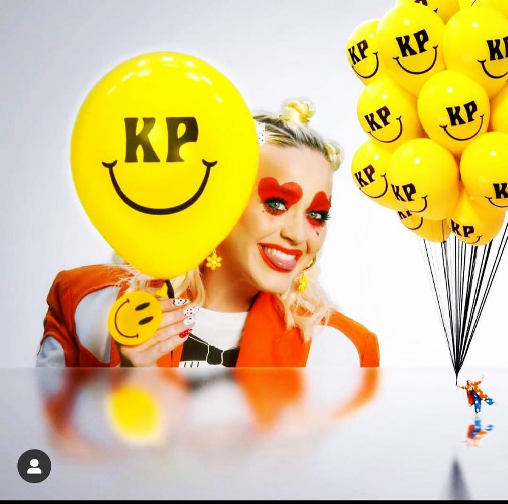 KATY PERRY "SMILE" VIDEO