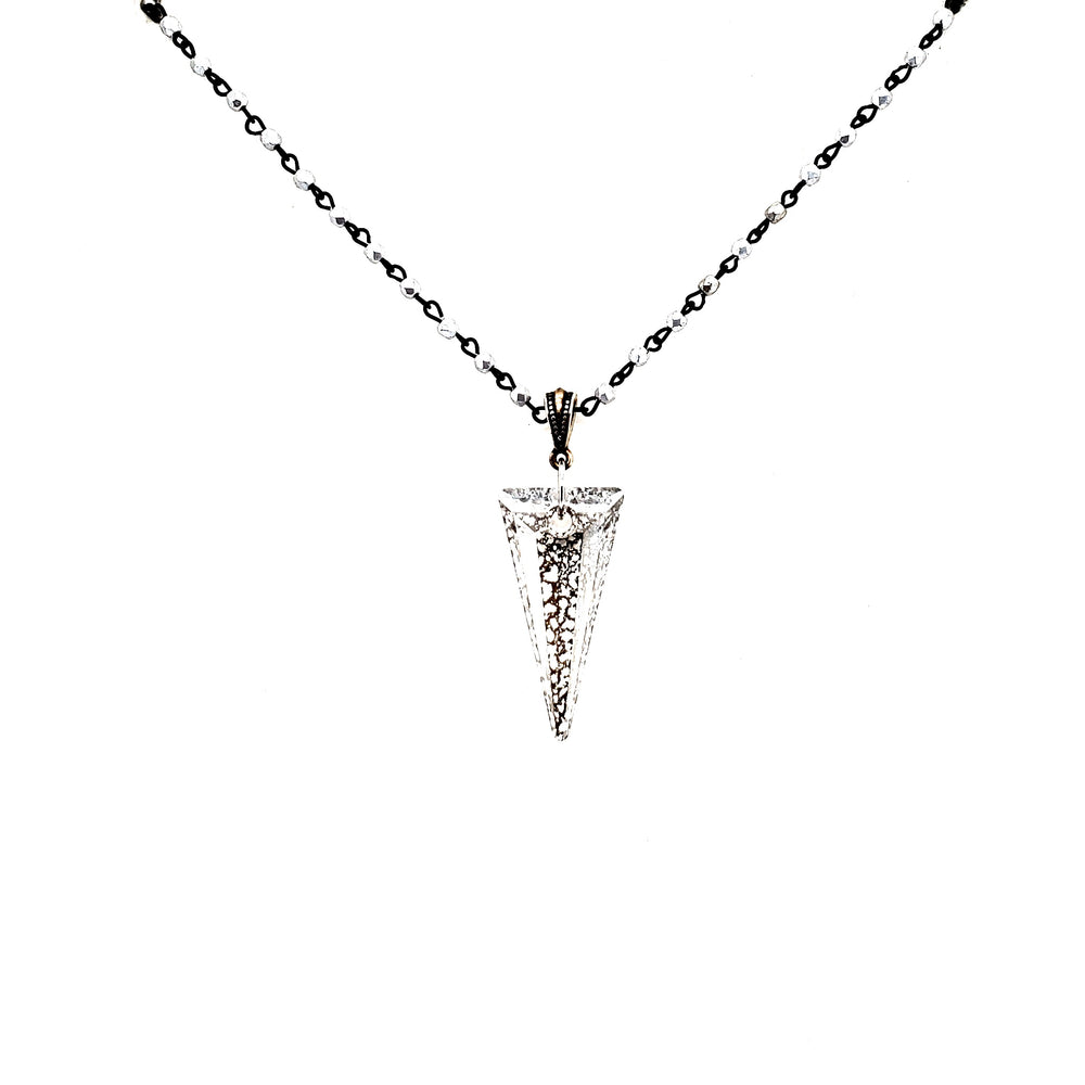 RARE FIND LONE WOLF SPIKE SILVER CHAIN NECKLACE