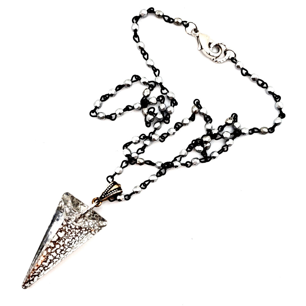 RARE FIND LONE WOLF SPIKE SILVER CHAIN NECKLACE