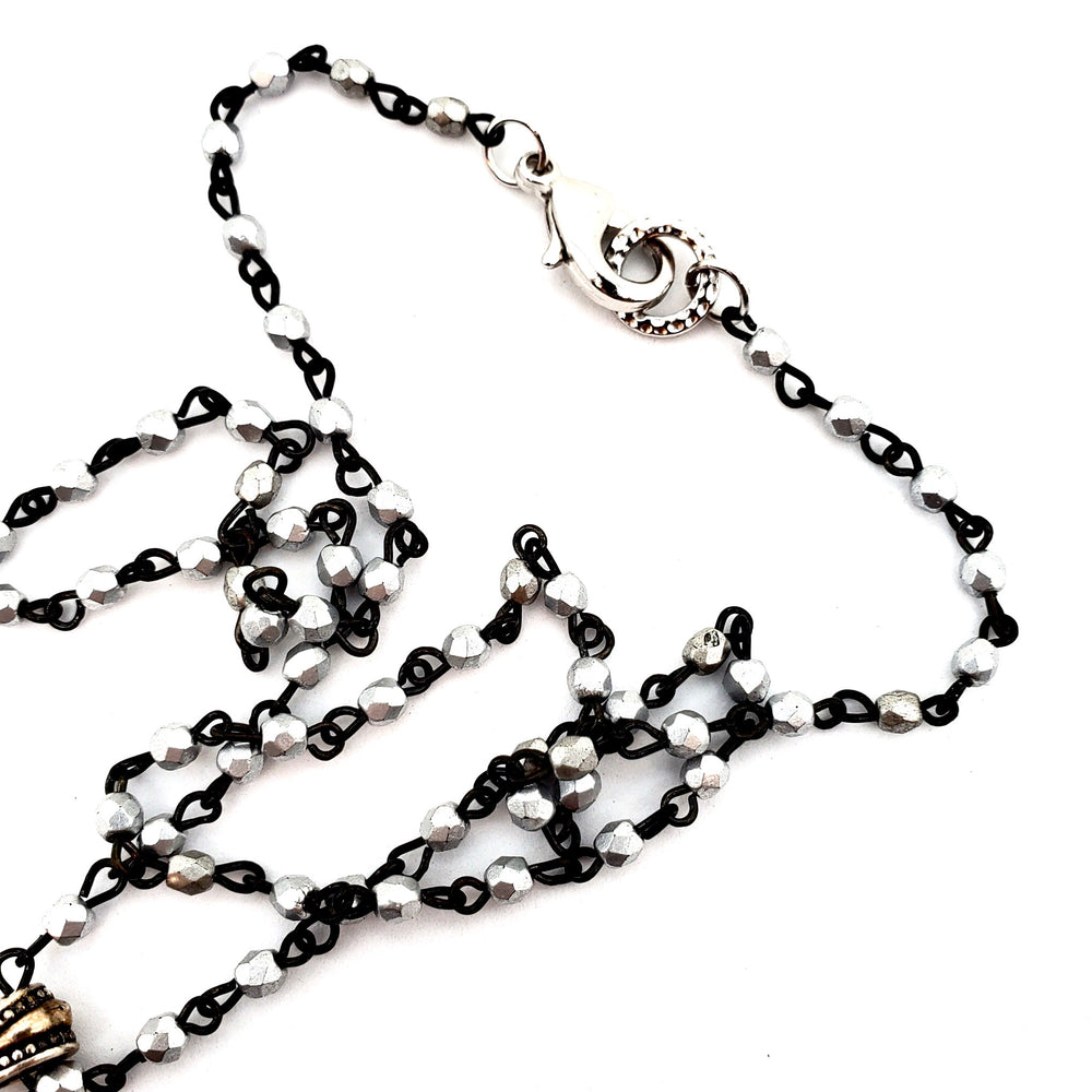 RARE FIND LONE WOLF SPIKE SILVER CHAIN NECKLACE