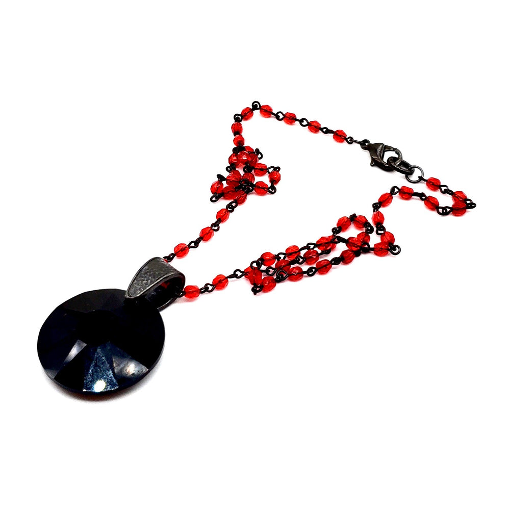 RARE FIND SMOKE ROUND FEVER CHAIN NECKLACE