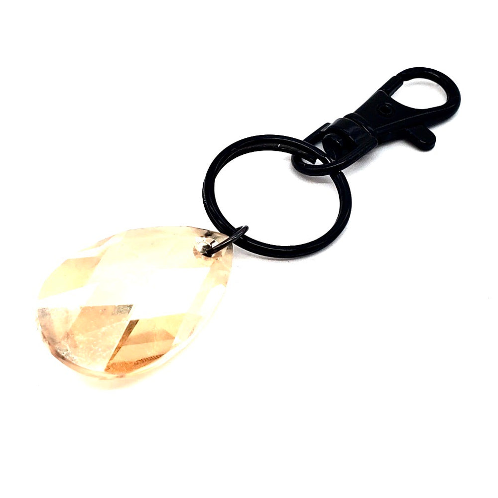 RARE FIND GOLD DUST DROP GOOD LUCK KEY CHARM