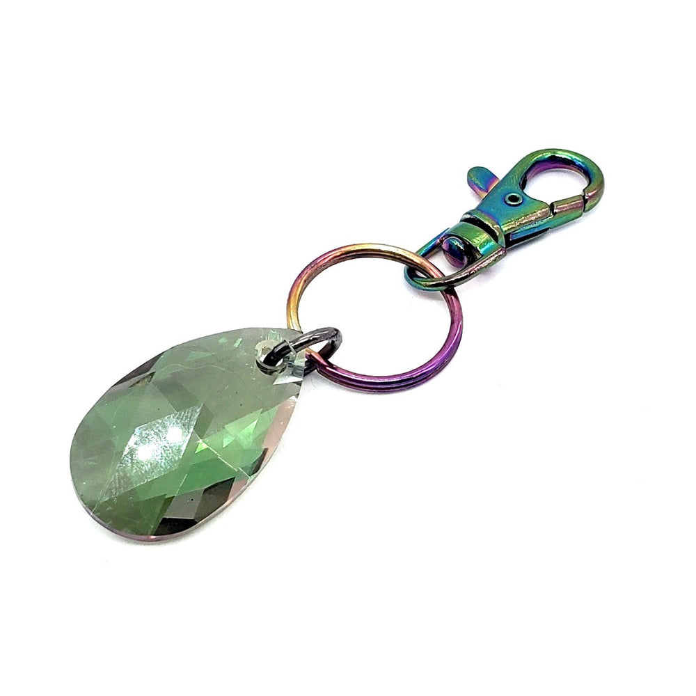 RARE FIND SAGE DROP GOOD LUCK KEY CHARM