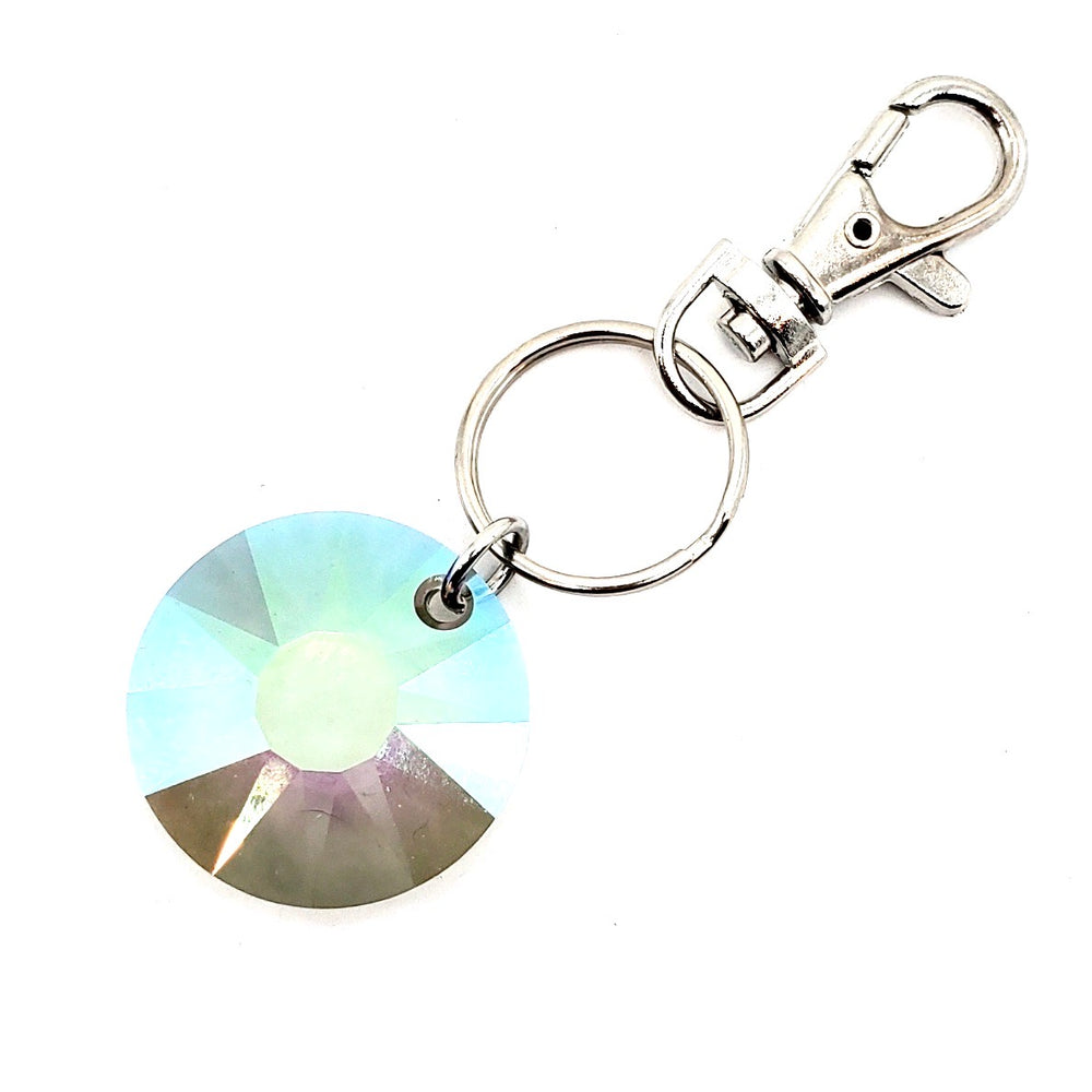 RARE FIND BIG SKY ROUND GOOD LUCK KEY CHARM