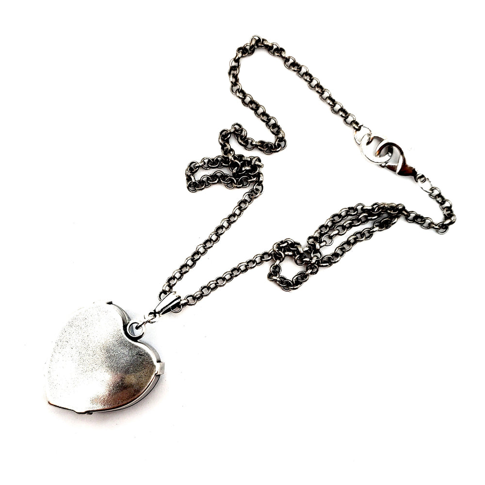 HEART THROB SAPPHIRE HEART NECKLACE