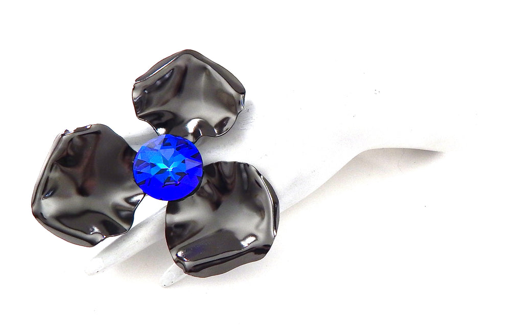 PETAL TO THE METAL RING 3