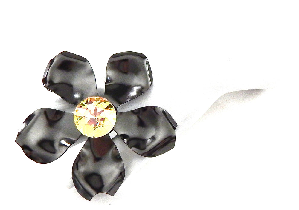 PETAL TO THE METAL RING 5