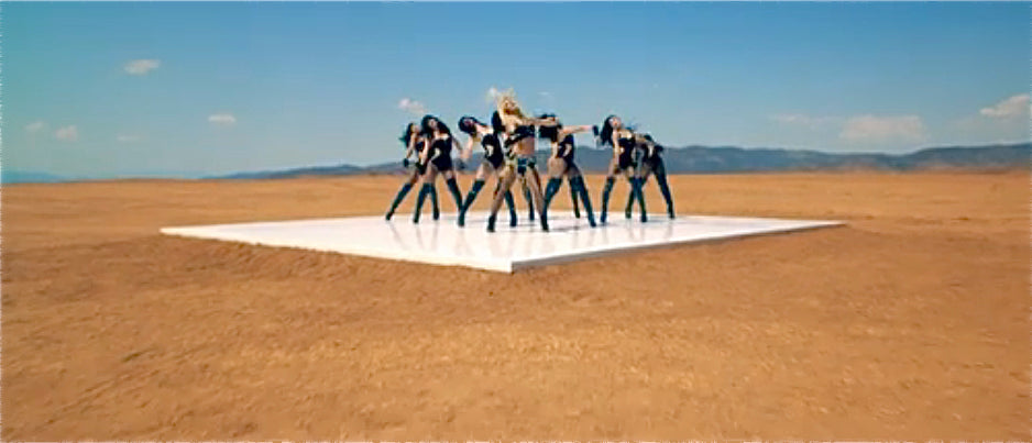 BRITNEY SPEARS "WORK BITCH" VIDEO SEPTEMBER 2013