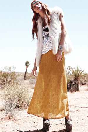 APPAREL NEWS AUGUST 2011