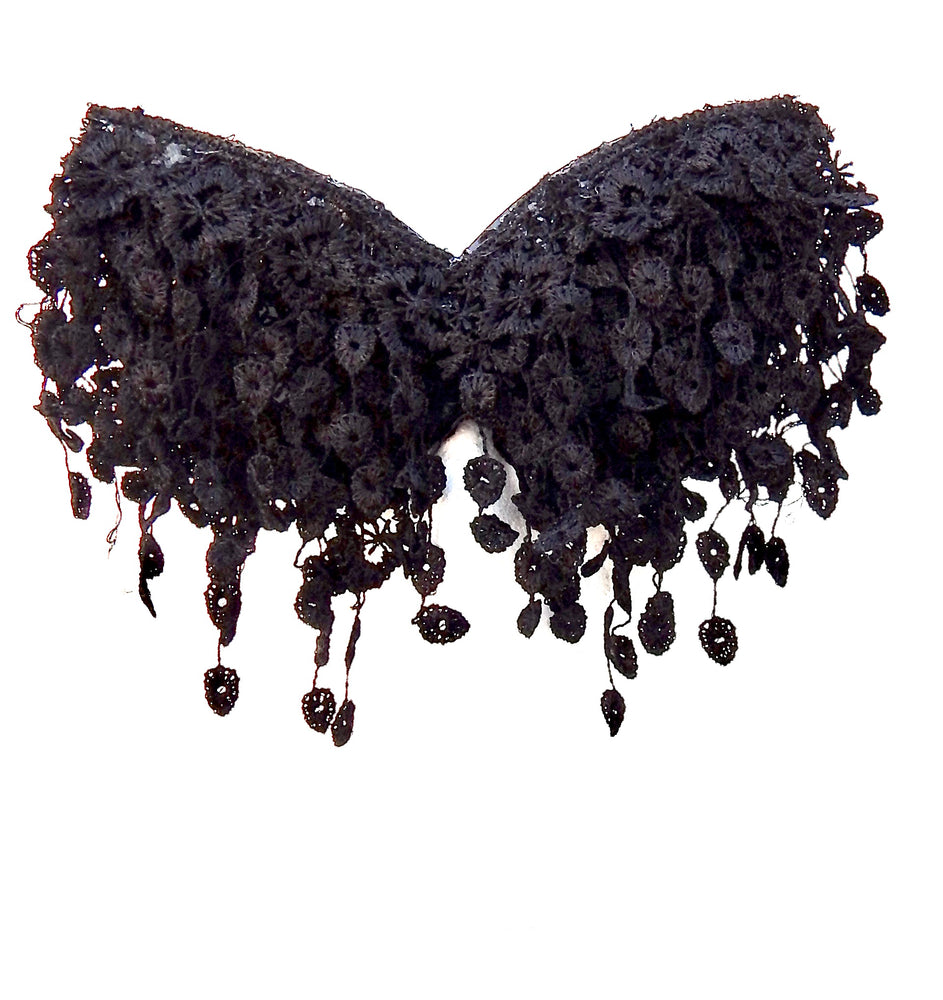 BUTTERFLY LACE BLACK GLASSES