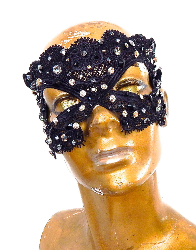BLACK CAVIAR OPERA MASK