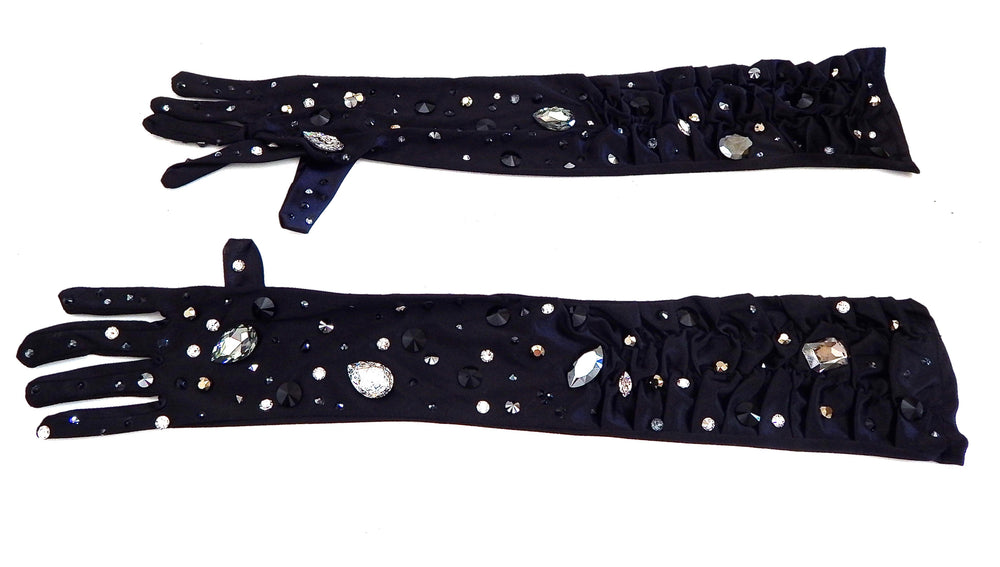 BLACK CAVIAR OPERA GLOVES