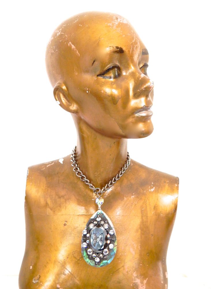 BUTTERFLY DROP NECKLACE