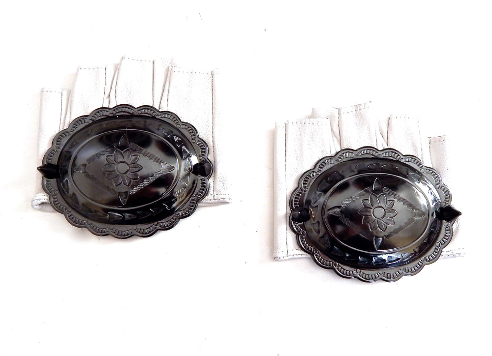 APPALOOSA CONCHO GLOVES