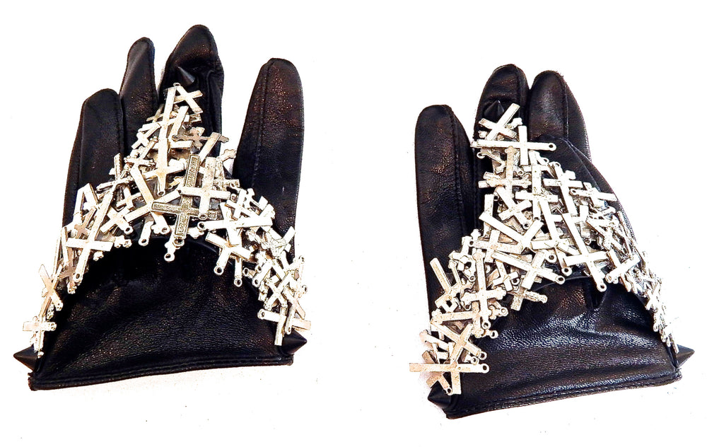 CONFESSION HALF GLOVES