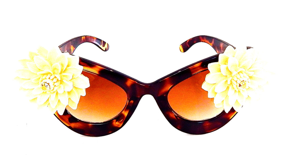LILY POND CREAM CATS MEOW GLASSES
