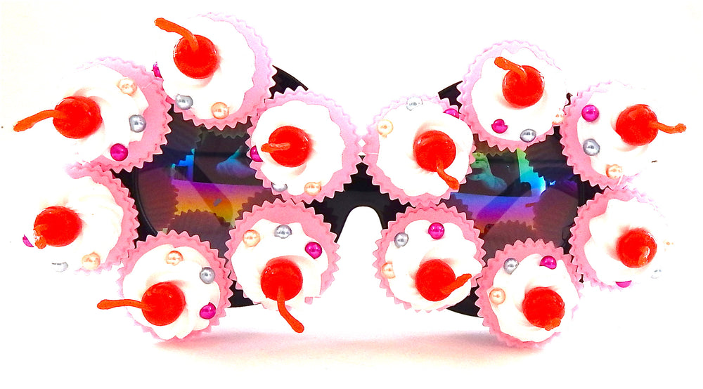 SWEET 16 JUMBO CUPCAKE SPEED QUEEN GLASSES