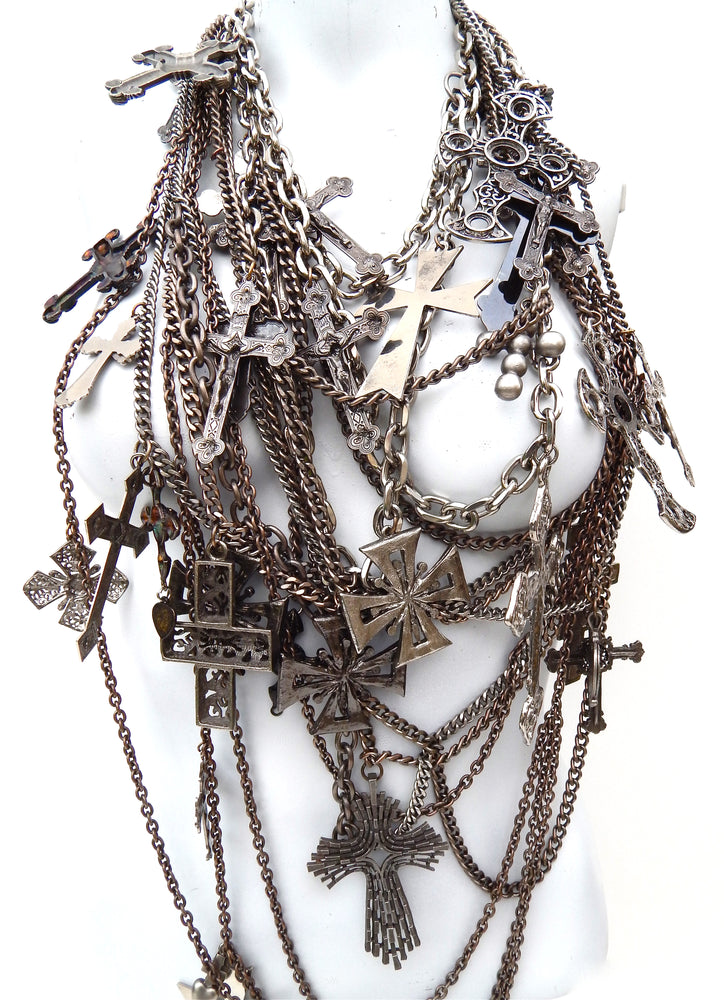 METAL PEARL BONE APRIL 2012