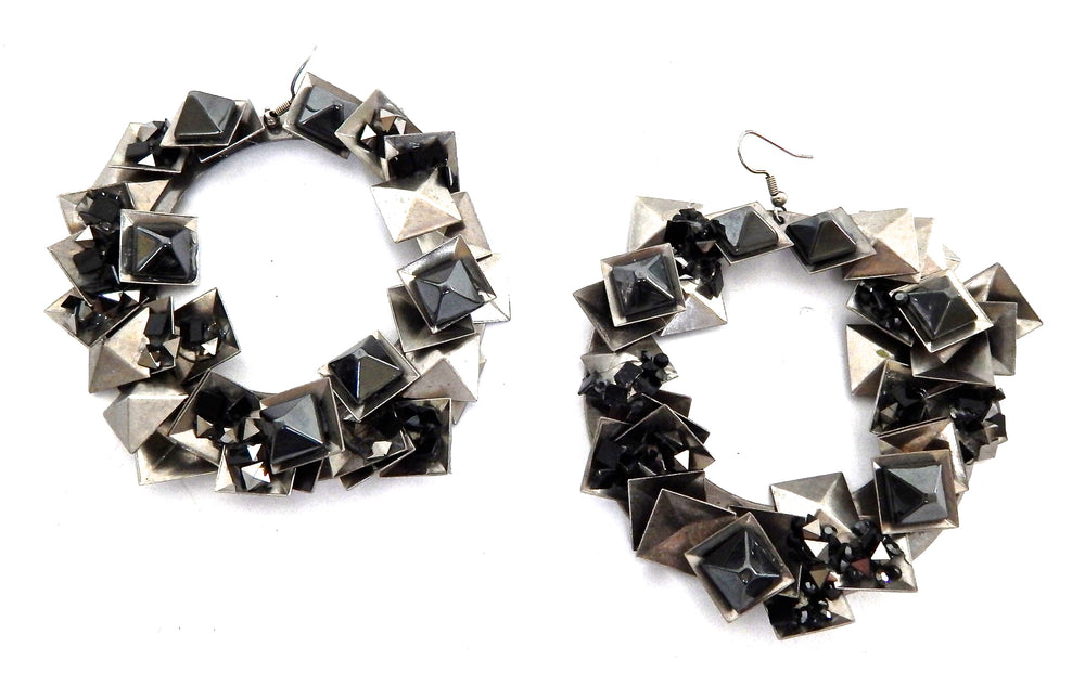 PAVEMENT HOOP EARRINGS