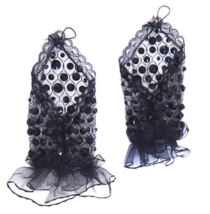 DEVILS TONGUE WRISTLET GLOVES
