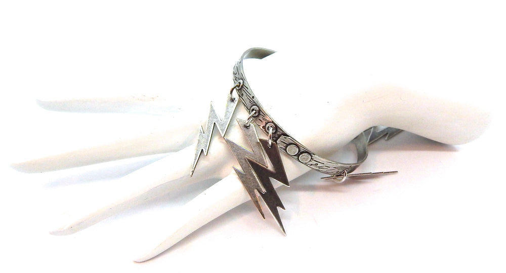 THUNDERBIRD DEVILS ARROW BANGLE