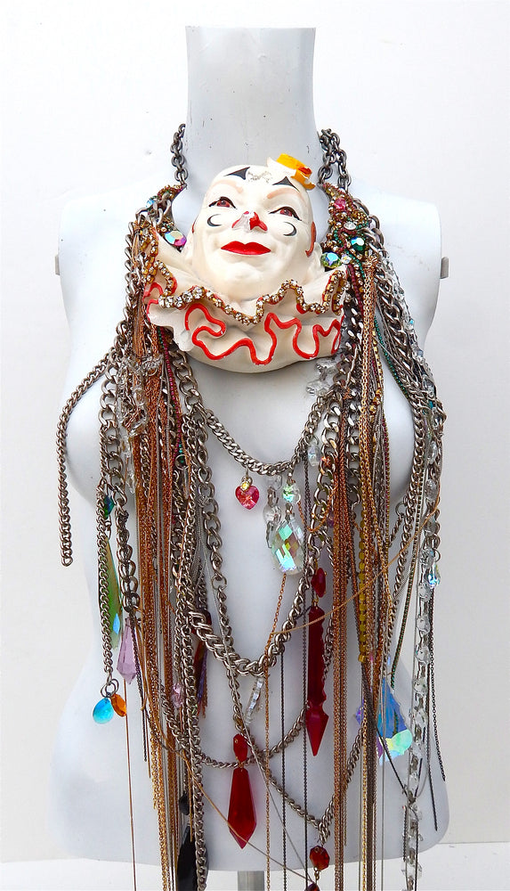 BIG TOP DRIP NECKLACE