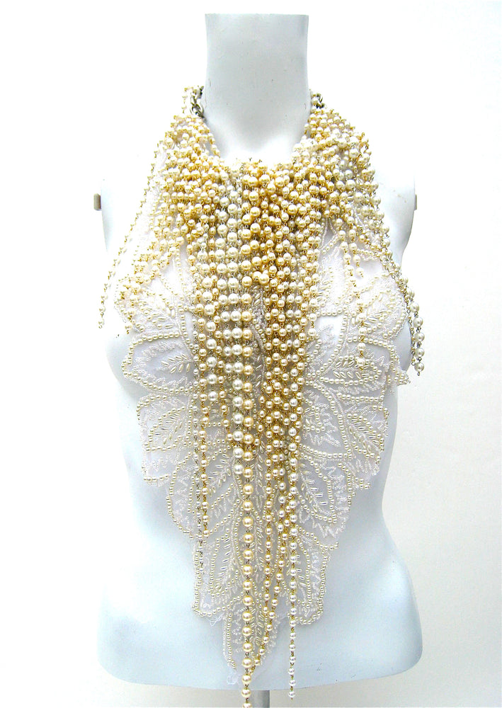 DANGEROUS LIAISONS LACE DRIP NECKLACE