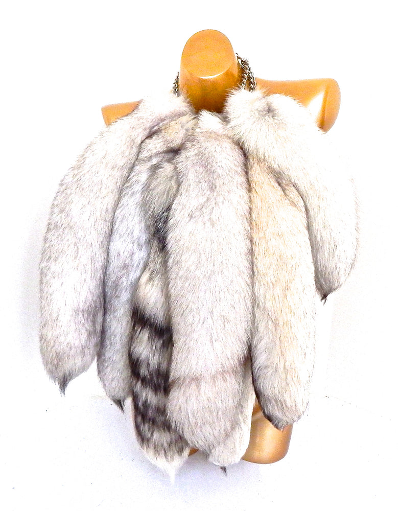 APPAREL NEWS AUGUST 2011