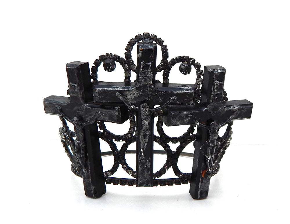 METAL PEARL BONE APRIL 2012