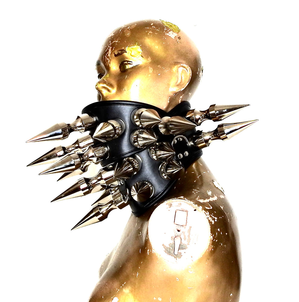 BITE ME SPIKE POSTURE COLLAR