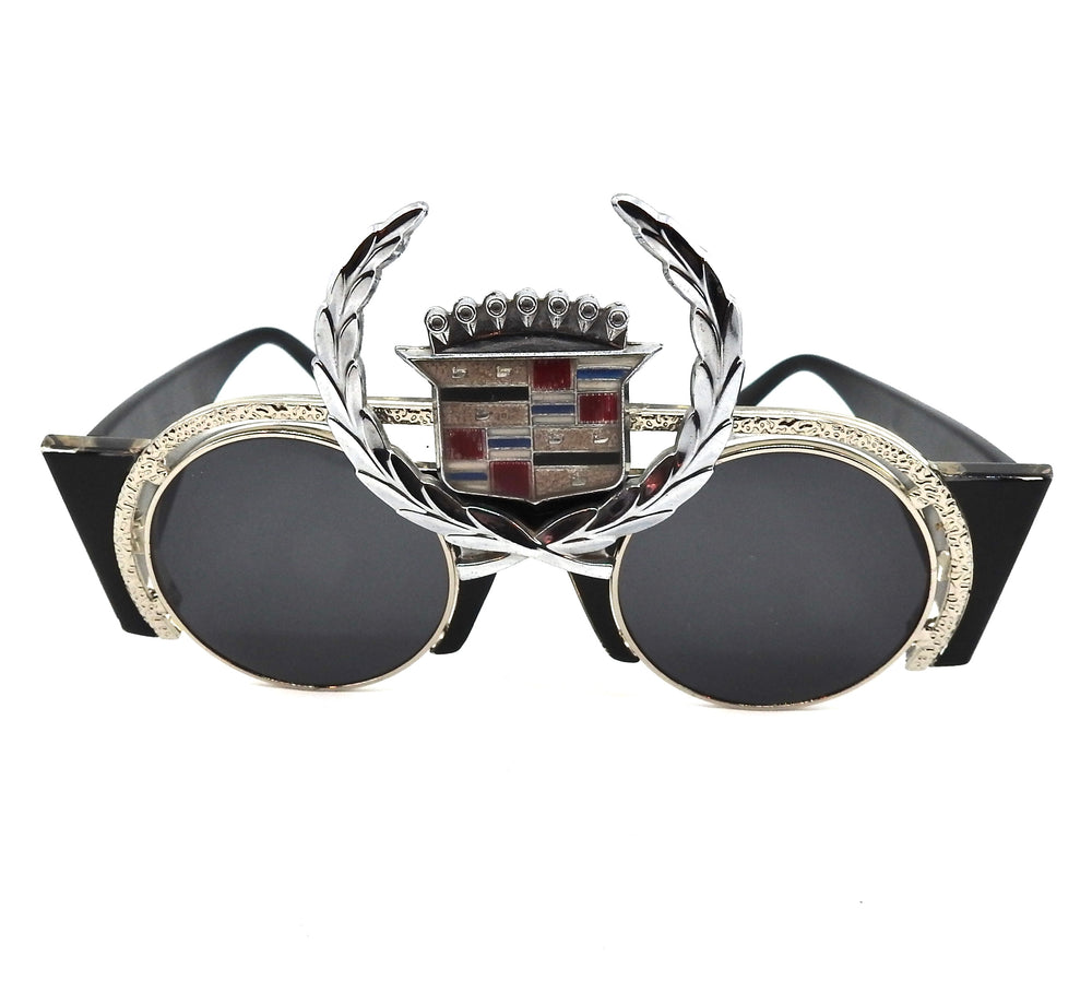 CADILLAC 8 GLASSES