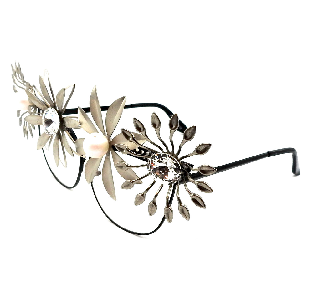 PETAL TO THE METAL BLACK GLASSES