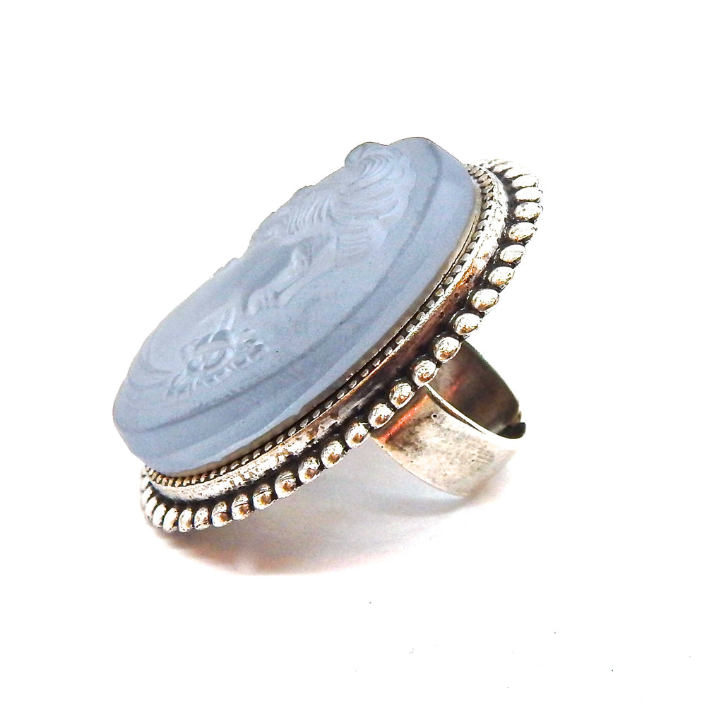 IMPERIAL GLASS BLUE SMOKE  LADY CAMEO RING