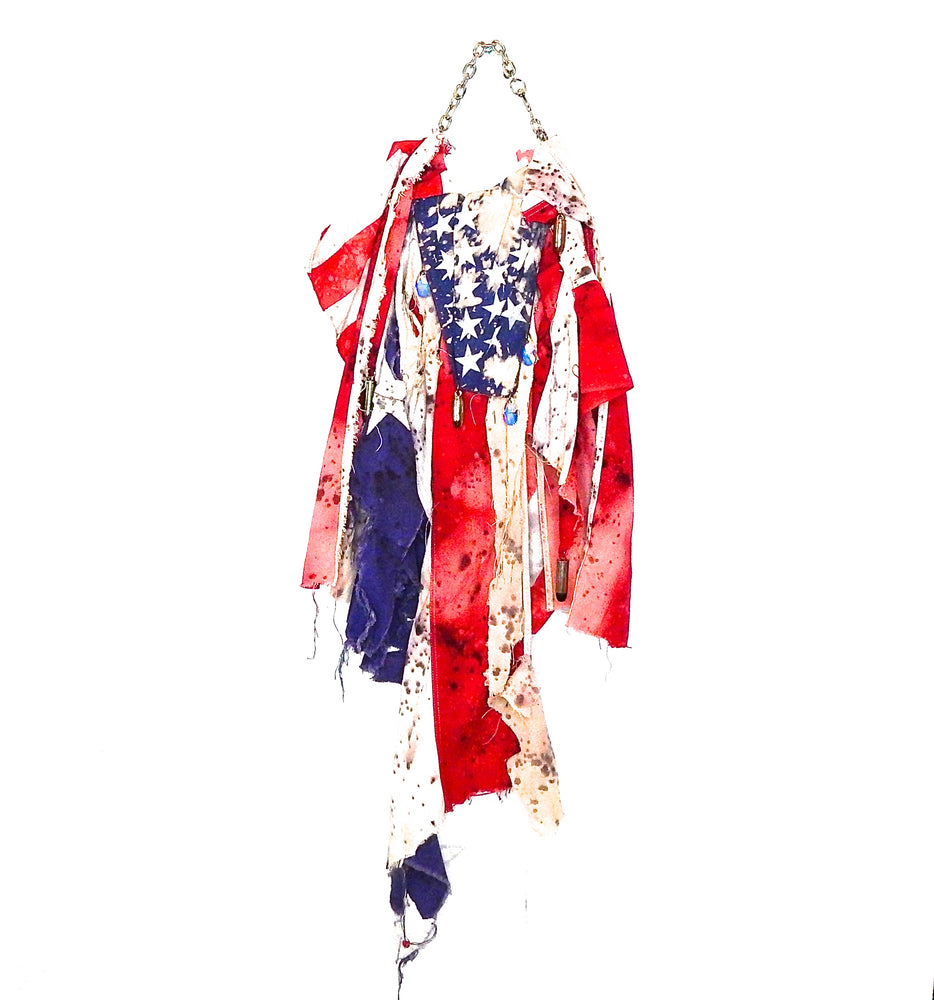 AMERICAN WOMAN NECKLACE