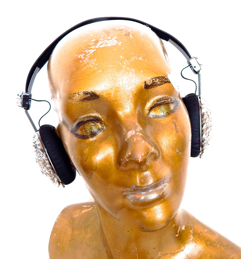 SCANDALOUS HEADPHONES