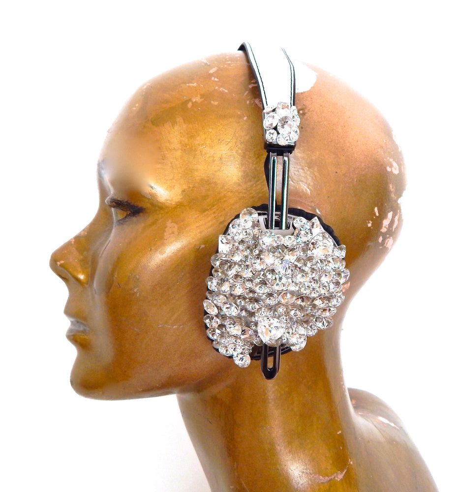 SCANDALOUS HEADPHONES