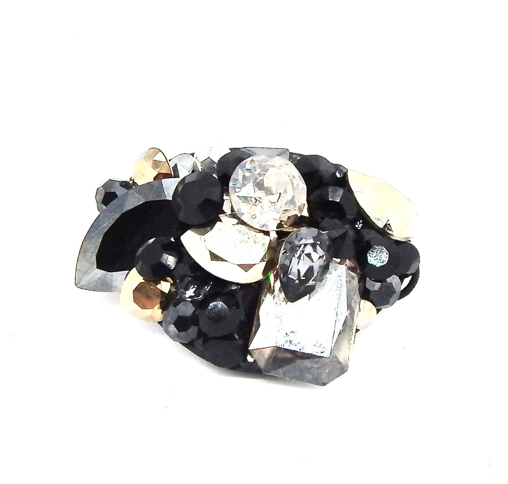 BLACK CAVIAR EYE PATCH