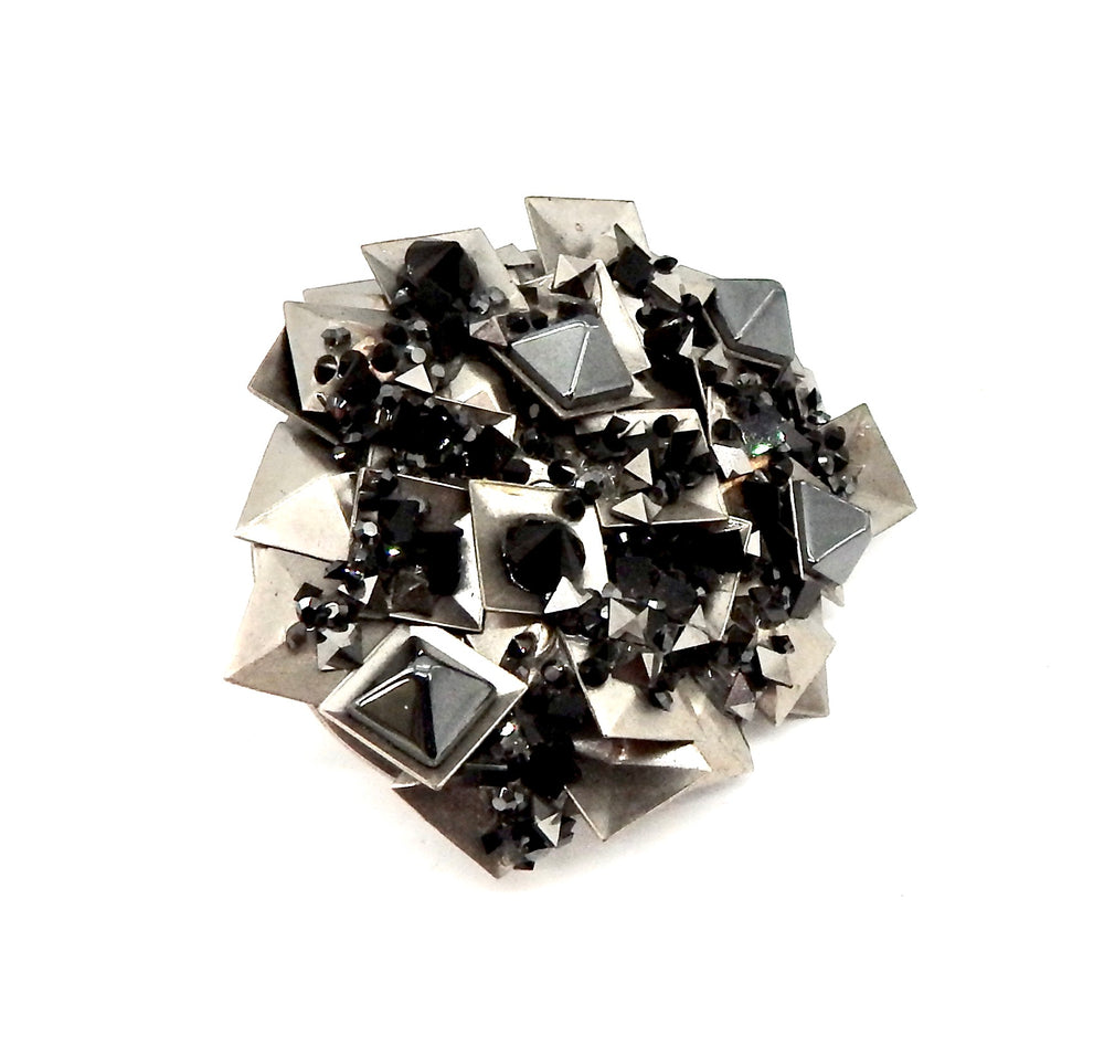 PAVEMENT DIVINE RING