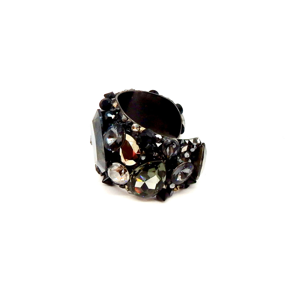 BLACK CAVIAR STARLET CUFF
