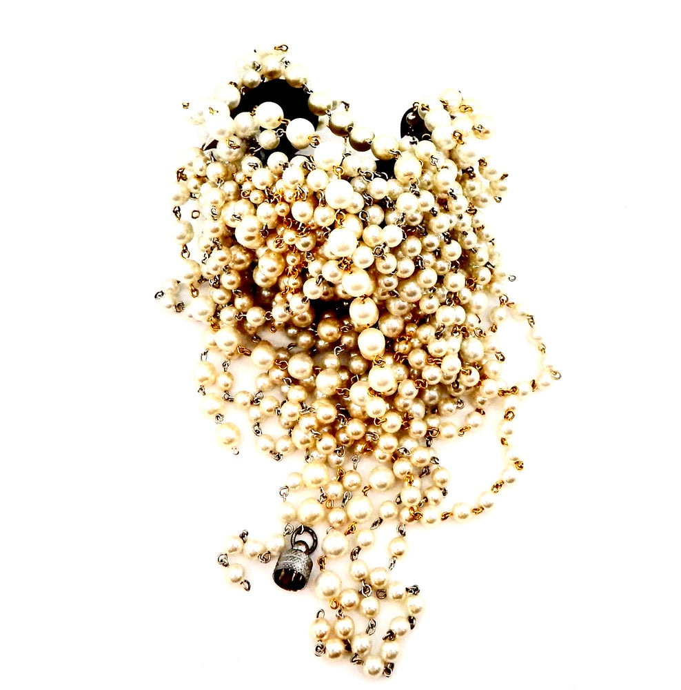 DANGEROUS LIAISONS DRIP CUFF