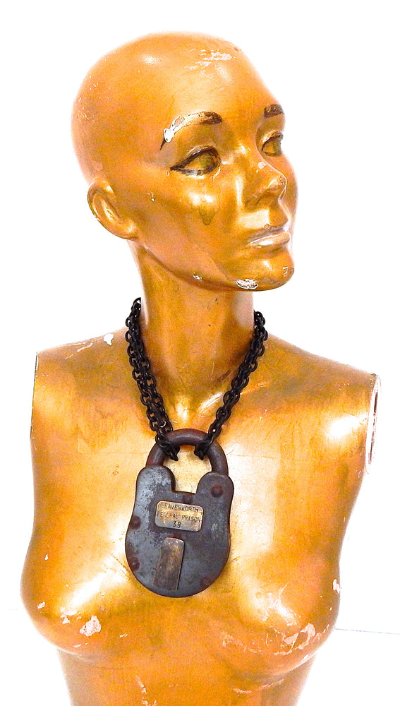 LEAVENWORTH LOCK NECKLACE