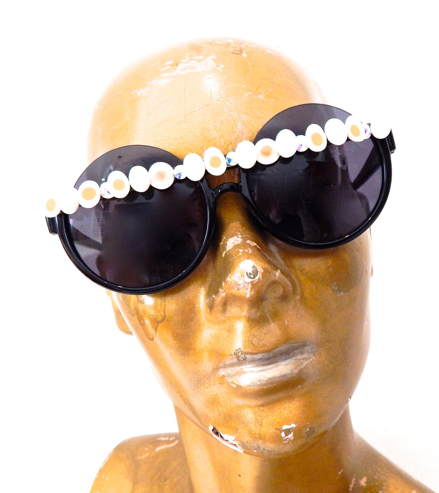 EGG SLUT PEEKABOO GLASSES