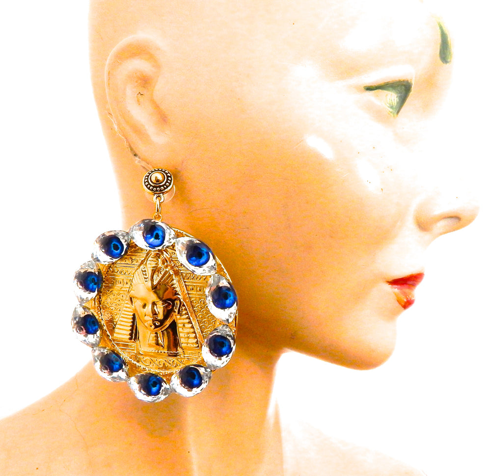 EGYPTIAN GOLD EYE OF GOD MEDALLION EARRINGS