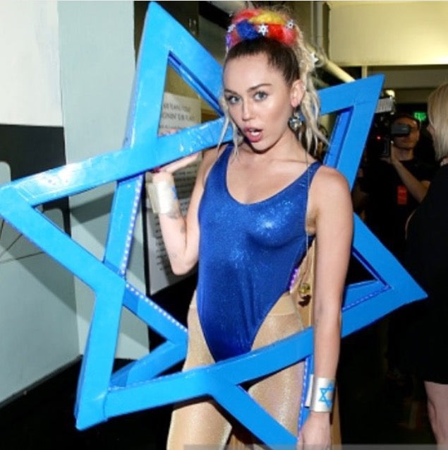 MILEY CYRUS X HILARITY FOR CHARITY OCTOBER 2015