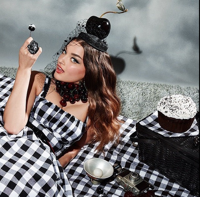 BENEFIT COSMETICS CAMPAIGN JUNE 2015