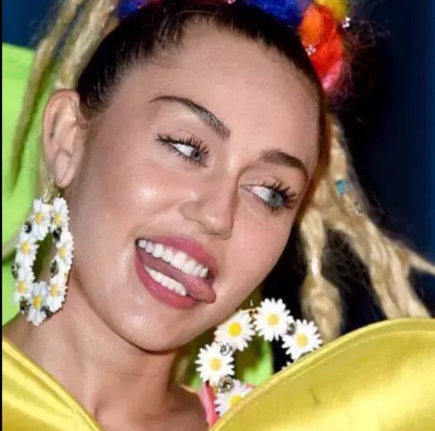 MILEY CYRUS X HILARITY FOR CHARITY OCTOBER 2015